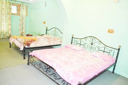 Hotel Marhaba, Srinagar 3